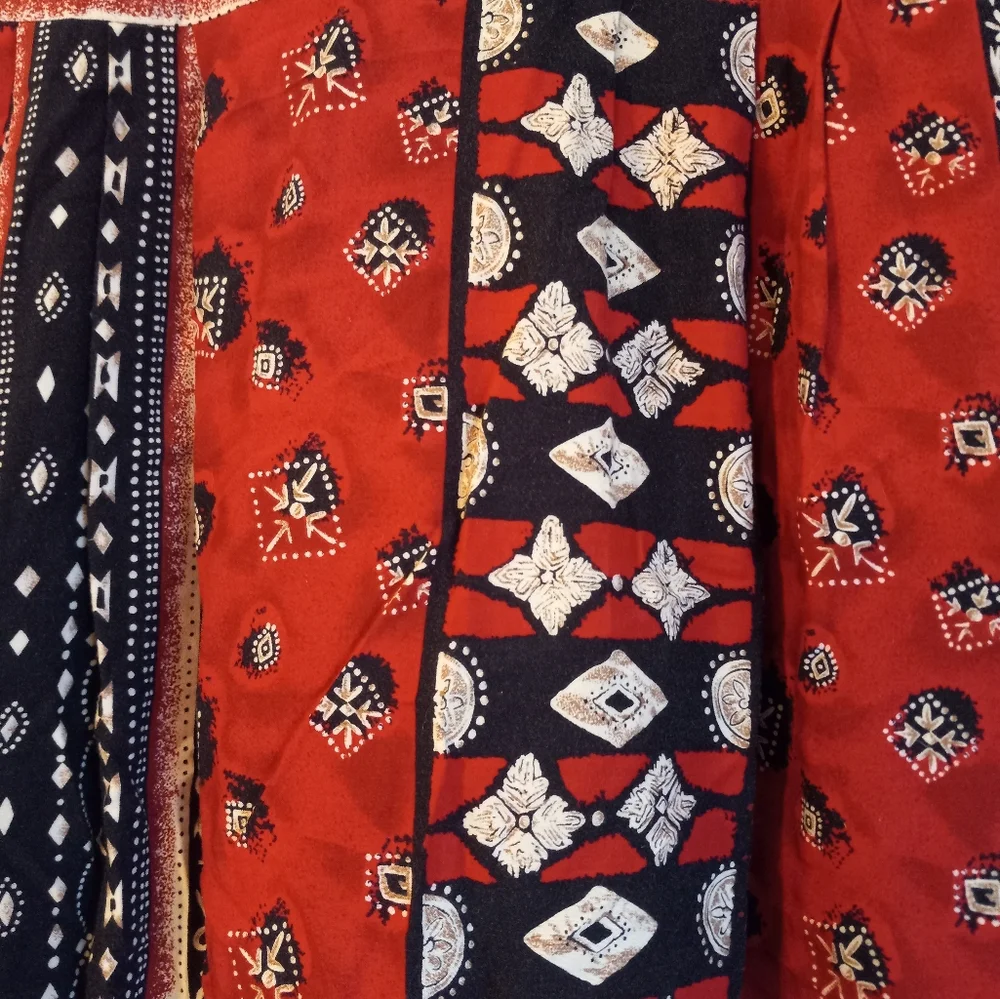 Plus Size Blouse - Picture 6 of 7